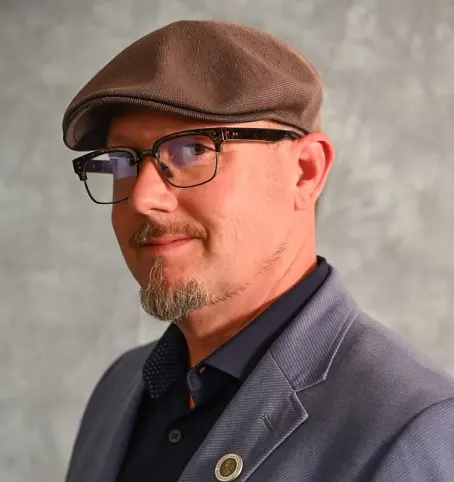 Dr. Ryan Tipton