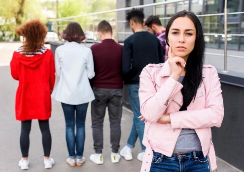 re-engage and re-enroll stopped-out students